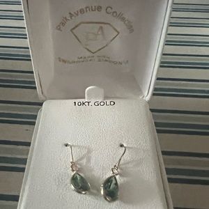 10k gold green drop earrings